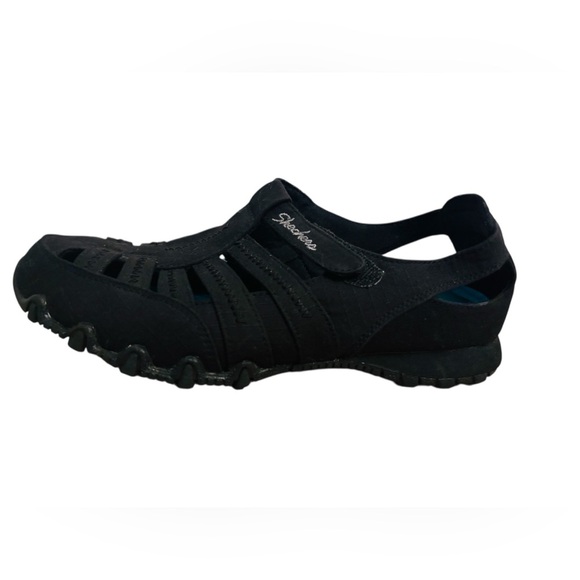 SKECHERS black relaxed fit memory form sandal - Picture 1 of 9